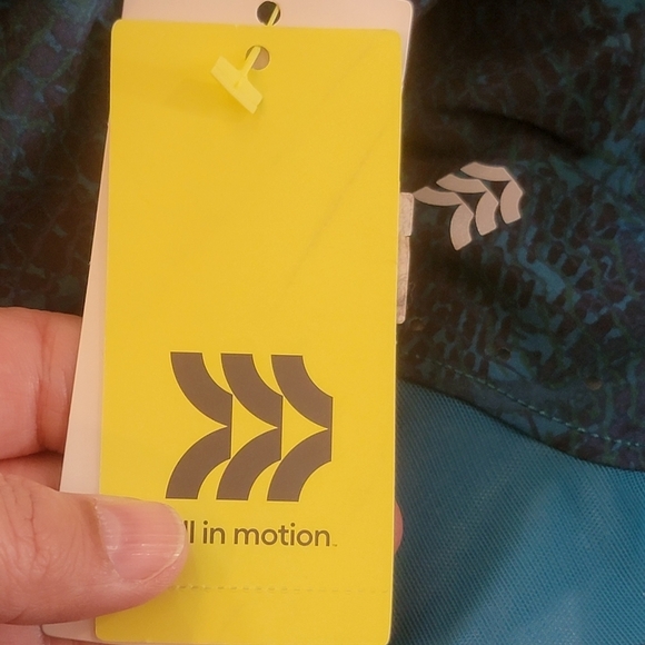 All in Motion Mid rise Run shorts 3" Teal Damask Size XXL - Picture 12 of 15